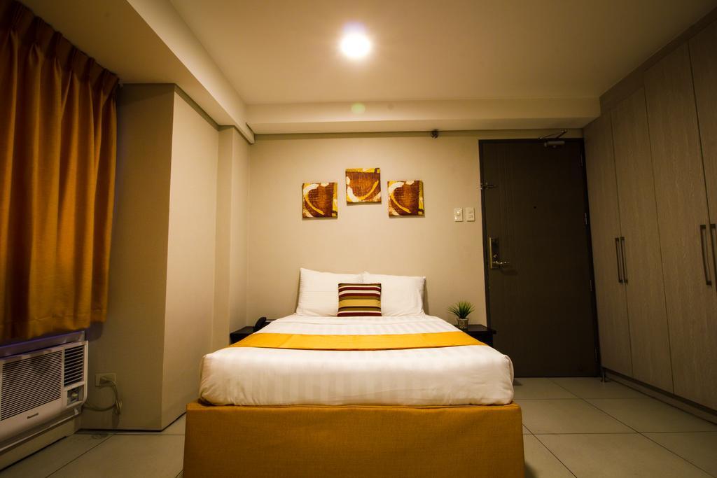 Jade Hotel And Suites Makati City Exterior foto